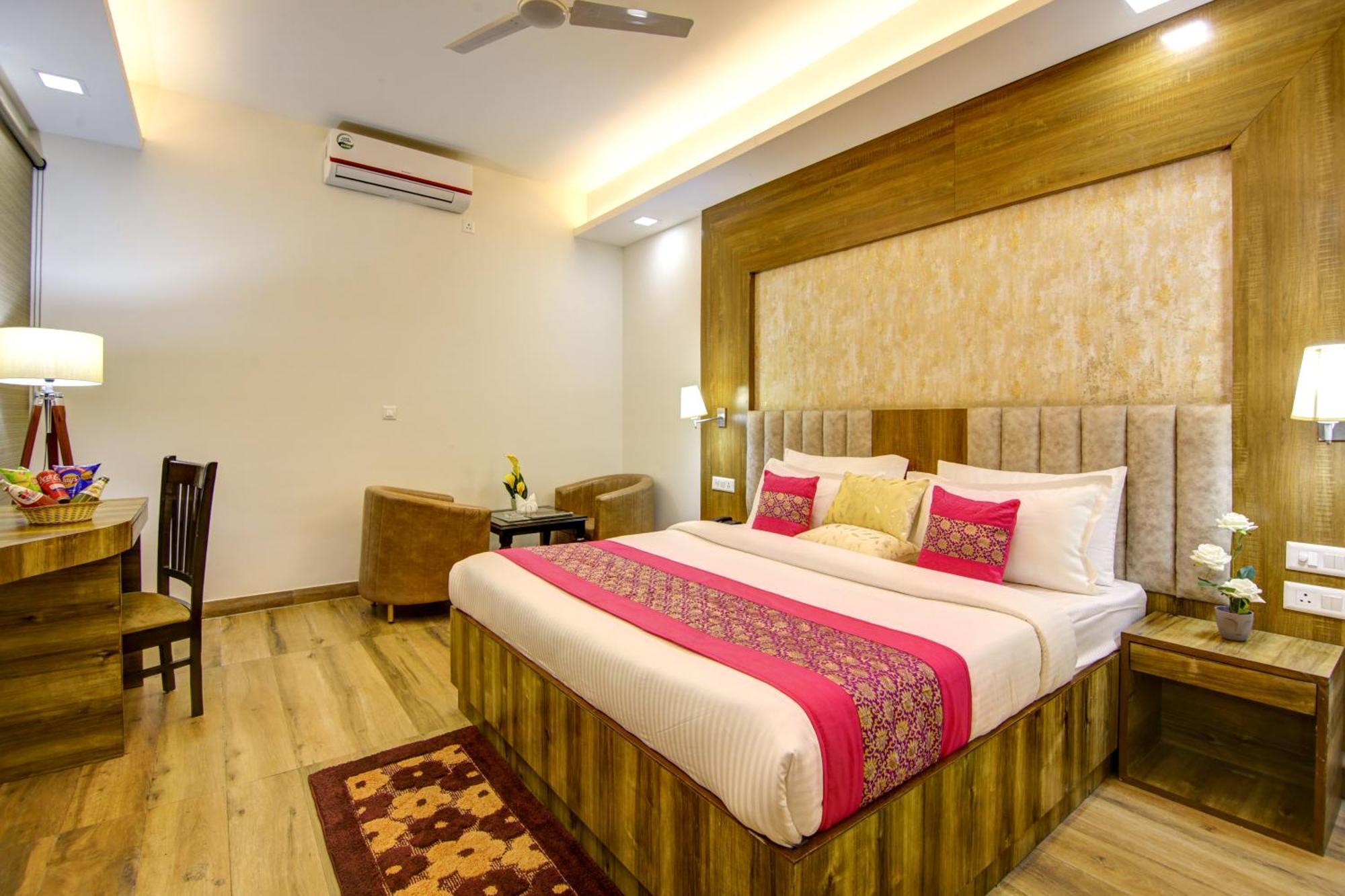 Hotel Prithvi-Raj Near Delhi Airport Νέο Δελχί Εξωτερικό φωτογραφία