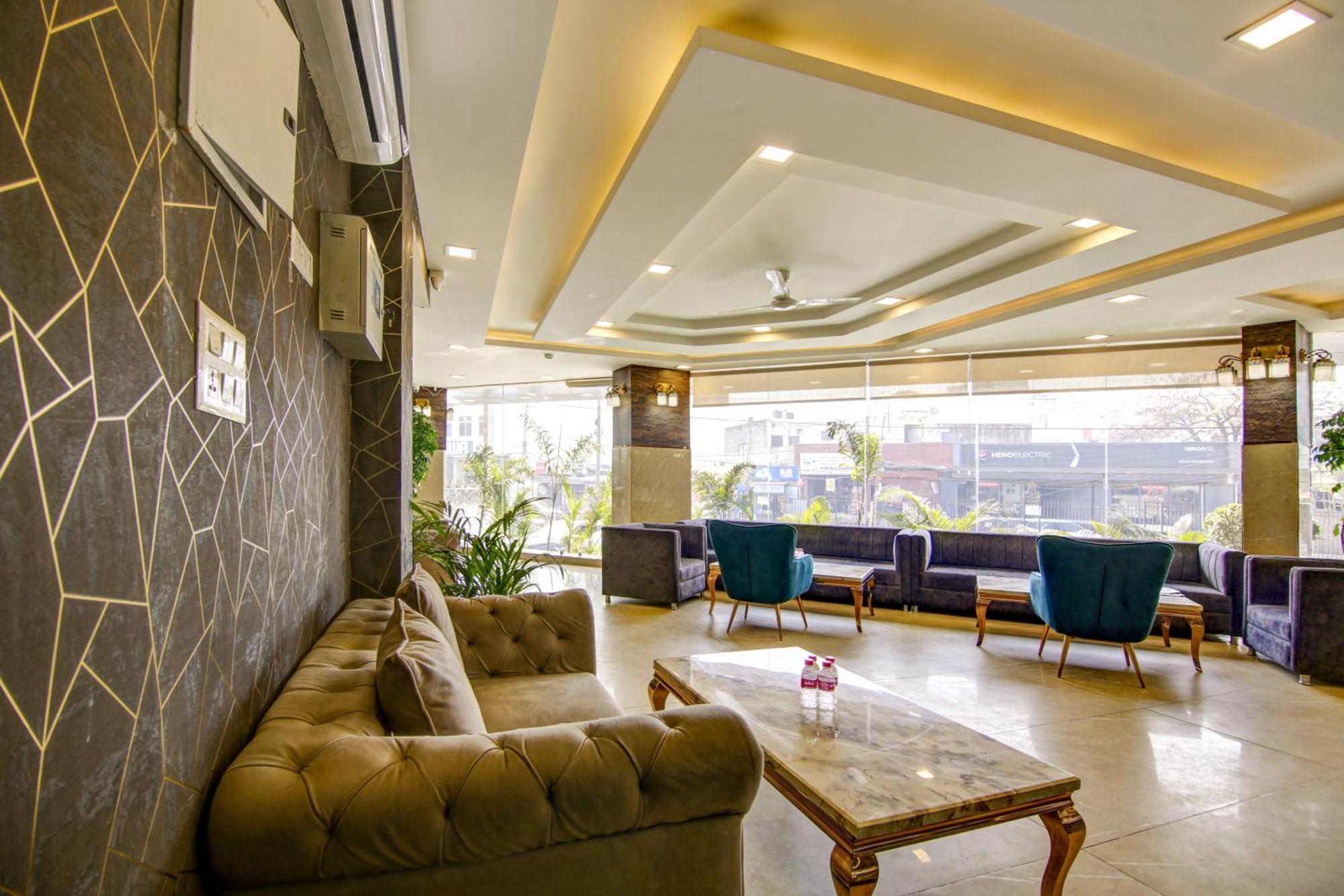 Hotel Prithvi-Raj Near Delhi Airport Νέο Δελχί Εξωτερικό φωτογραφία