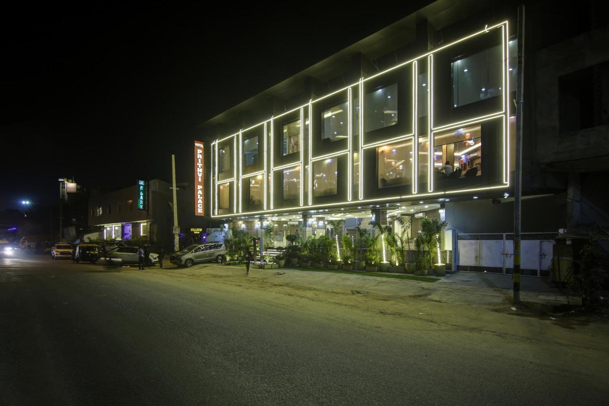 Hotel Prithvi-Raj Near Delhi Airport Νέο Δελχί Εξωτερικό φωτογραφία
